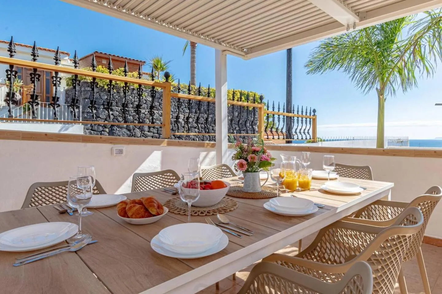 Tatil Evi Villa Luna II With Heated Pool Puerto de Santiago
