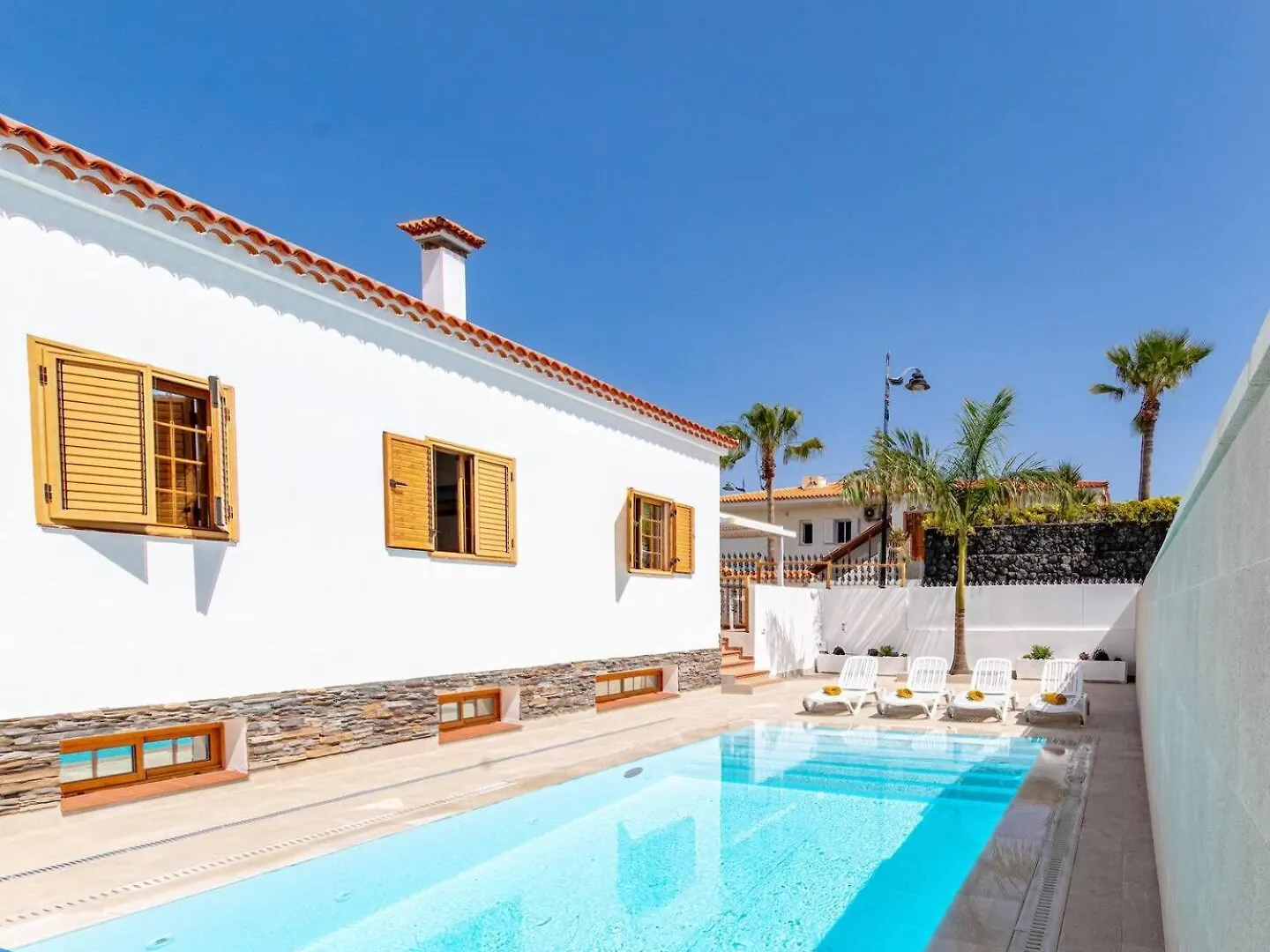 Villa Luna II With Heated Pool contacts